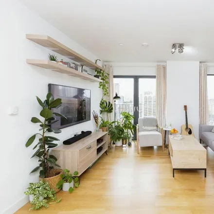 Rent this 2 bed apartment on Azure Building in Great Eastern Road, London