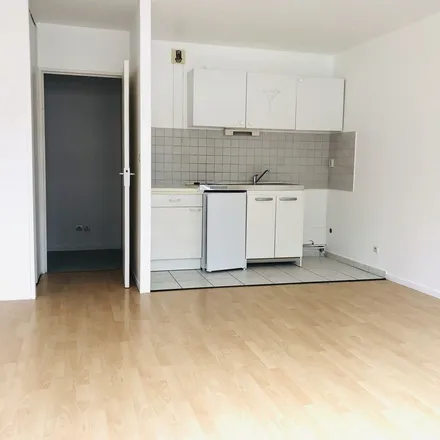 Rent this 1 bed apartment on 11 Rue Lamartine in 80000 Amiens, France