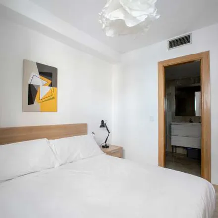 Image 7 - Campus dels Tarongers, Passatge de Norman Foster, 46022 Valencia, Spain - Apartment for rent