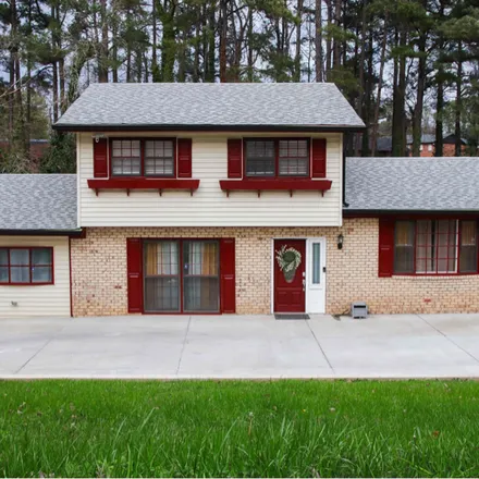 Rent this 4 bed house on 2221 foxtrot rd