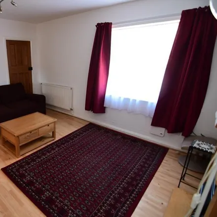 Image 4 - Lucas Avenue, York, YO30 6HB, United Kingdom - Apartment for rent