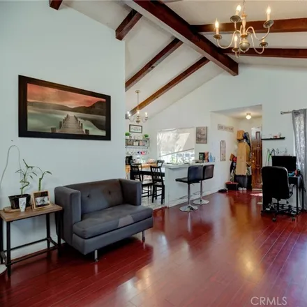 Image 5 - 255th Street, Harbor Pines, Los Angeles, CA 90710, USA - Duplex for sale