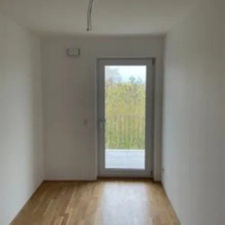 Rent this 3 bed apartment on Friedrich-Ebert-Anlage in 63450 Hanau, Germany