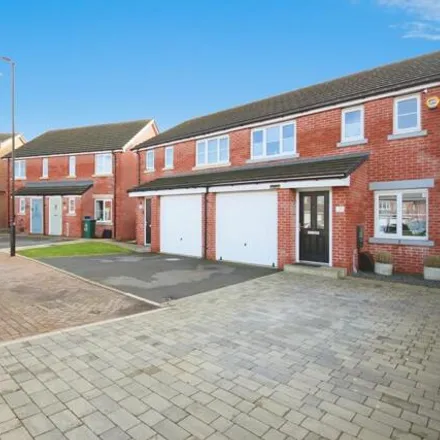 Buy this 3 bed duplex on Kenneth Bradshaw Close in Coventry, CV2 2PQ