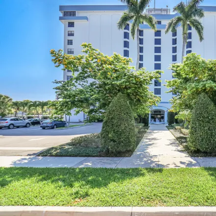 Buy this 2 bed condo on 3800 Washington Road in West Palm Beach, FL 33405