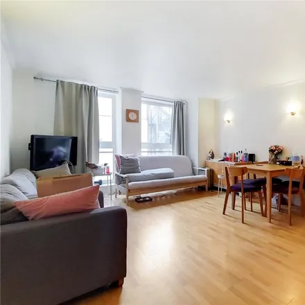 Rent this 2 bed apartment on 7 High Holborn in London, WC1V 6BS