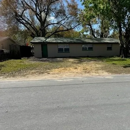 Rent this 3 bed house on 151 17th Street West in Polk County, FL 33880