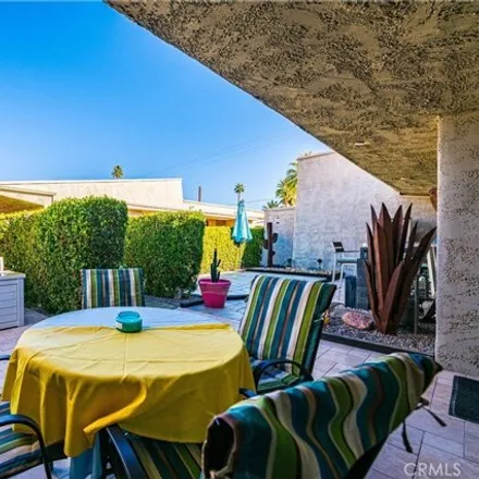 Image 8 - 599 South Thornhill Road, Palm Springs, CA 92264, USA - Condo for sale