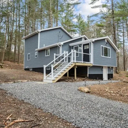 Buy this 3 bed house on 39 Little Bungee Hill Road in Lake Bungee, Northeastern Connecticut Planning Region