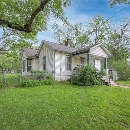 Buy this 2 bed house on 510 East Loula Street in Olathe, KS 66061