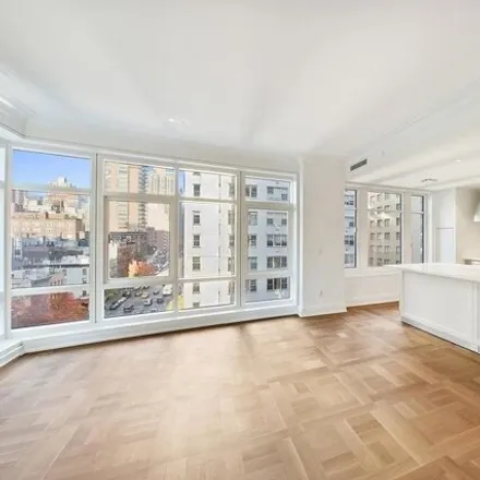 Rent this 3 bed apartment on 200 E 79th St Apt 8A in New York, 10075