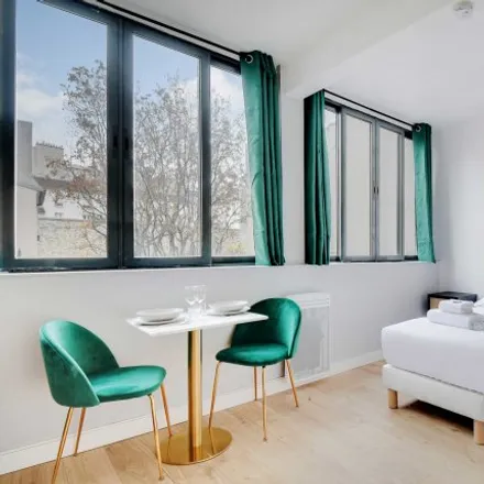 Rent this studio room on Paris 20e Arrondissement