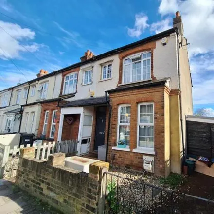 Buy this 3 bed duplex on Bear Road in Feltham, Great London