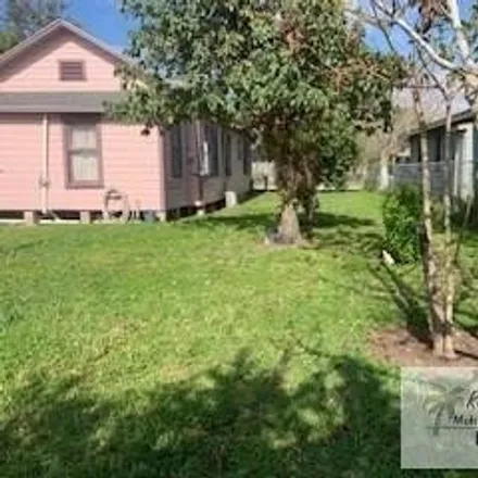 Image 4 - 736 East Taylor Street, Brownsville, TX 78520, USA - House for sale
