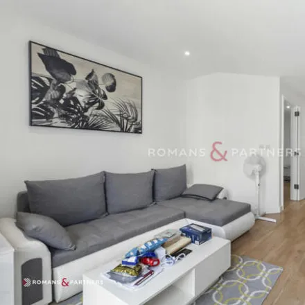 Rent this 1 bed room on Castleton House in Aerodrome Road, London