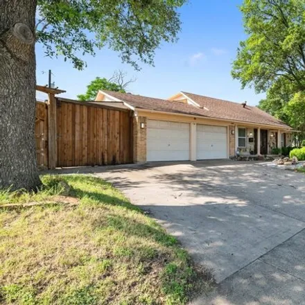 Image 4 - Forest Ridge Drive, Garland, TX 75042, USA - House for sale