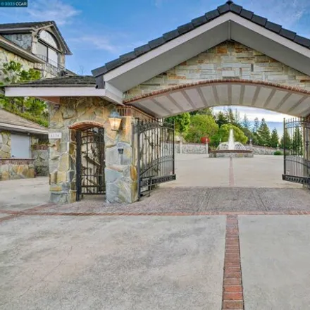 Rent this 5 bed house on Happy Valley Road in Orinda, CA 94563