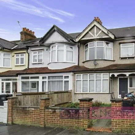 Buy this 3 bed townhouse on Addiscombe Avenue in London, CR0 6LW