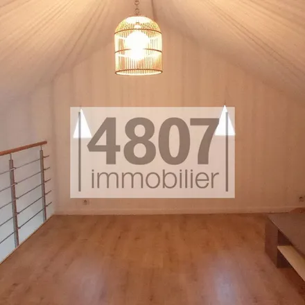 Rent this 3 bed apartment on 154 Place de l'Hôtel de Ville in 74130 Bonneville, France