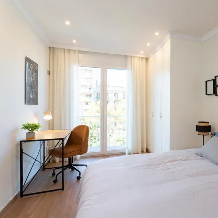 Rent this 3 bed apartment on Avinguda de Roma in 62, 08001 Barcelona