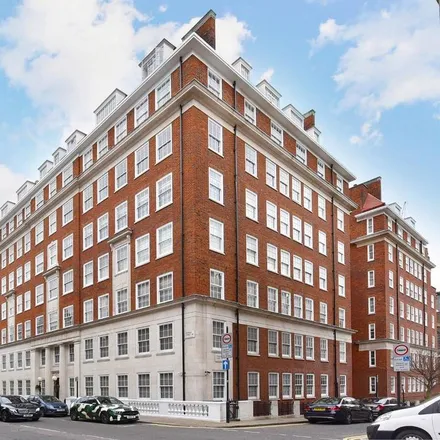 Rent this 3 bed apartment on Bryanston Court (flats 55-120) in Seymour Place, London
