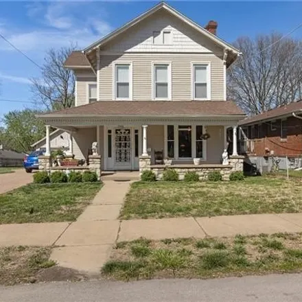 Buy this 5 bed house on 1004 South Main Street in Independence, MO 64050