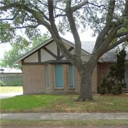 Buy this 5 bed house on 4565 Coventry Lane in Corpus Christi, TX 78411