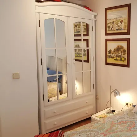 Rent this 1 bed apartment on Madrid in Calle de Juan Álvarez Mendizábal, 6