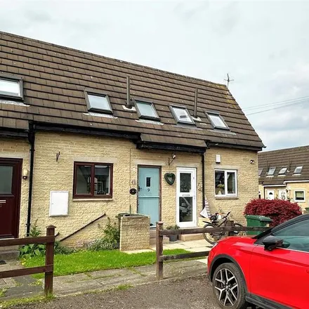 Rent this 2 bed townhouse on Thackley New Tunnel in Burnwells Avenue, Thackley