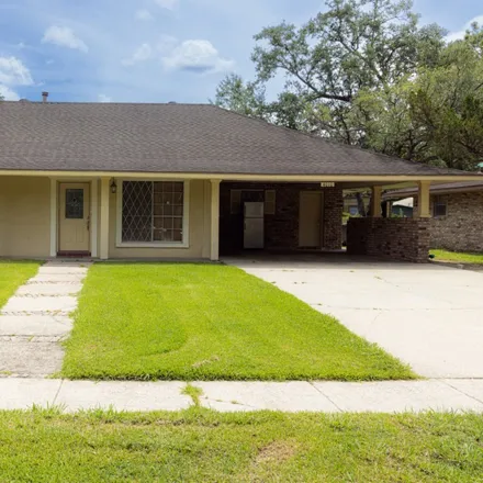 Buy this 3 bed house on 4010 Ridgemont Drive in Pasadena, Baton Rouge