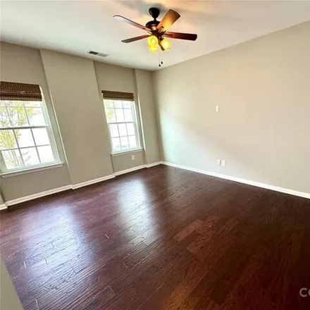 Image 6 - 7316 Copper Beech Trace, Olde Whitehall, Mecklenburg County, NC 28273, USA - House for sale