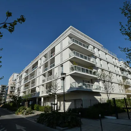 Image 1 - Bât M, Rue Jean-Baptiste Charcot, 91300 Massy, France - Apartment for rent