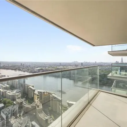 Image 2 - Landmark East Tower, 24 Marsh Wall, Canary Wharf, London, E14 9JF, United Kingdom - Apartment for sale