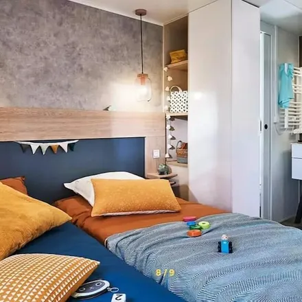 Rent this 2 bed house on Rue de la Chapelle in 77580 Crécy-la-Chapelle, France