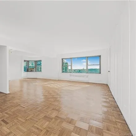 Image 4 - 3519 Henry Hudson Parkway West, New York, NY 10463, USA - Apartment for sale