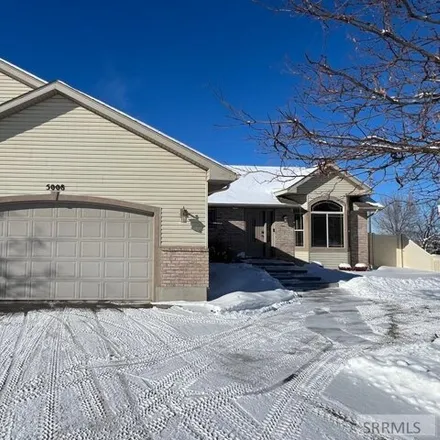 Buy this 3 bed townhouse on 4906 Millcreek Lane in Ammon, ID 83406