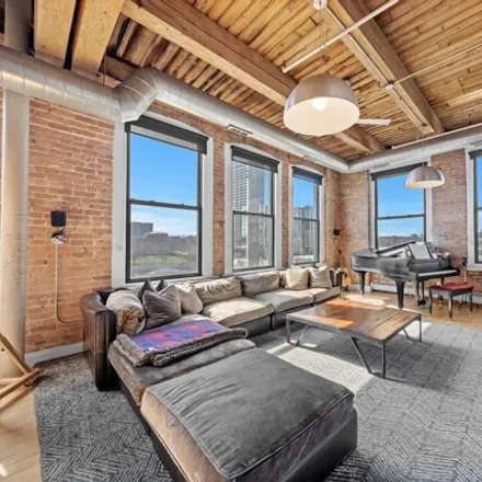 Image 2 - Green Street Lofts, 400 South Green Street, Chicago, IL 60607, USA - Condo for sale