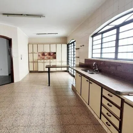 Buy this 4 bed house on Rua Hércules Mazzoni in Centro, Indaiatuba - SP