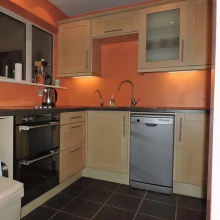 Image 3 - Fabian Close, Basingstoke, RG21 8XQ, United Kingdom - Duplex for rent