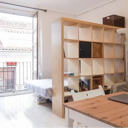 Rent this studio apartment on Madrid in Calle del Barco, 37
