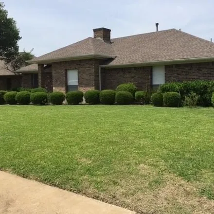 Rent this 4 bed house on 2113 Lyon Court in Plano, TX 75093