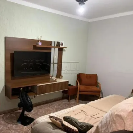 Buy this 3 bed house on Avenida José Roberto Fabiano in Jardim das Estações, Araraquara - SP