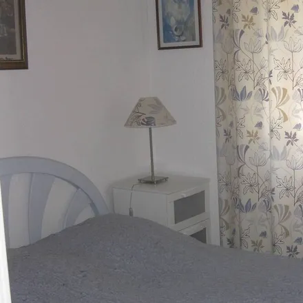Rent this 1 bed apartment on 17110 Saint-Georges-de-Didonne