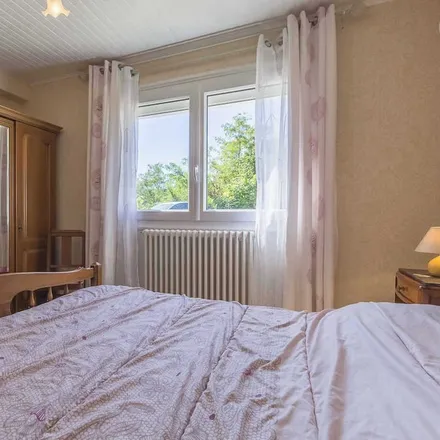 Rent this 2 bed house on Sous Francin in 73800 Porte-de-Savoie, France