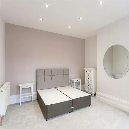 Image 5 - Jesmond Pool, St. George's Terrace, Newcastle upon Tyne, NE2 2DL, United Kingdom - Apartment for rent
