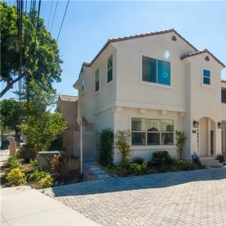 Image 1 - 6529 Alondra Boulevard, Paramount, CA 90723, USA - House for sale