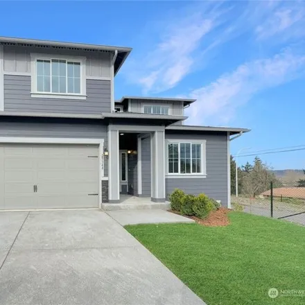 Buy this 5 bed house on 58th Court South in Auburn, WA 98001