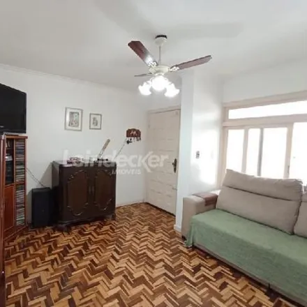 Rent this 4 bed house on Rua Tijuca in Medianeira, Porto Alegre - RS