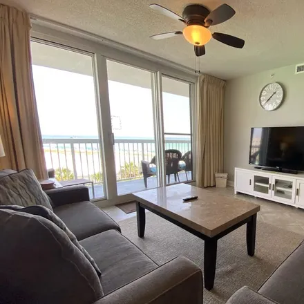 Rent this 2 bed condo on Destin