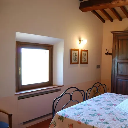 Rent this 2 bed house on Strada Provinciale di Monticchiello in 53026 Monticchiello SI, Italy